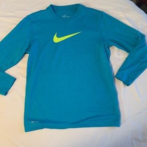 Nike Dri-Fit L/S shirt